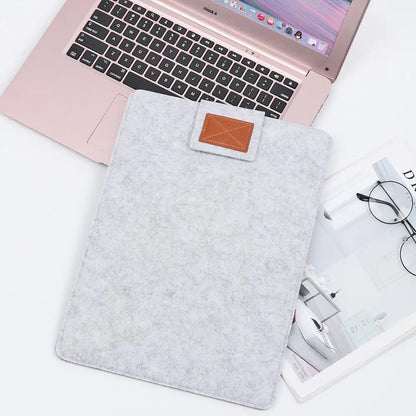 Compact Felt Laptop Sleeve