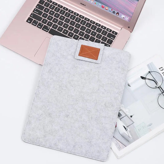 Compact Felt Laptop Sleeve